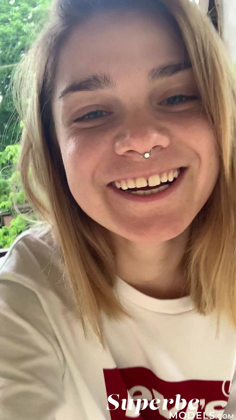 Яна, 20